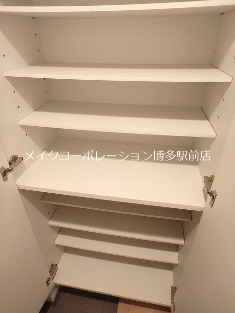 玄関 プレスタイル博多NORTH 玄関