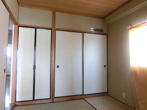 ドリームタウン藤塚 収納
