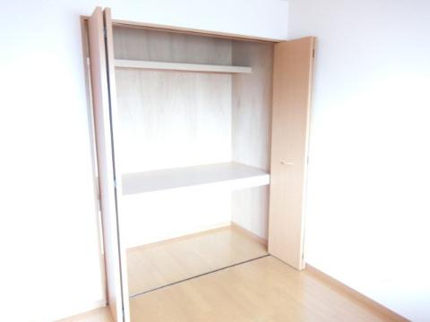 フローラ池上台 収納