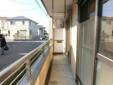 ガーデニングヒルズ神の倉Ⅱ ベランダ