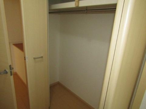 フリーデ 収納