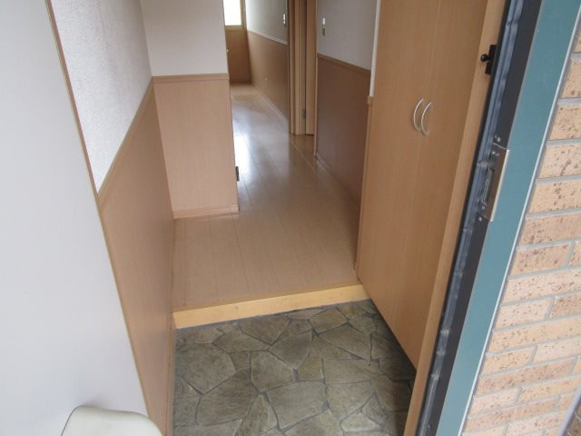 エステート和合B 玄関