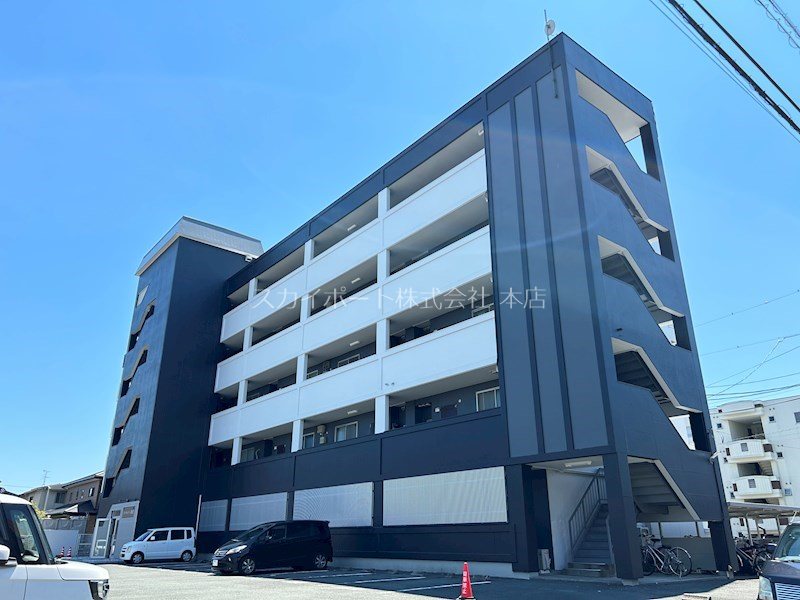 ロイヤルシティ高丘 401号室 外観