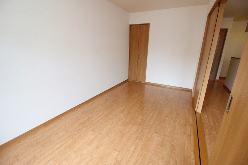 アベニュー上島Ⅱ ベッドルーム