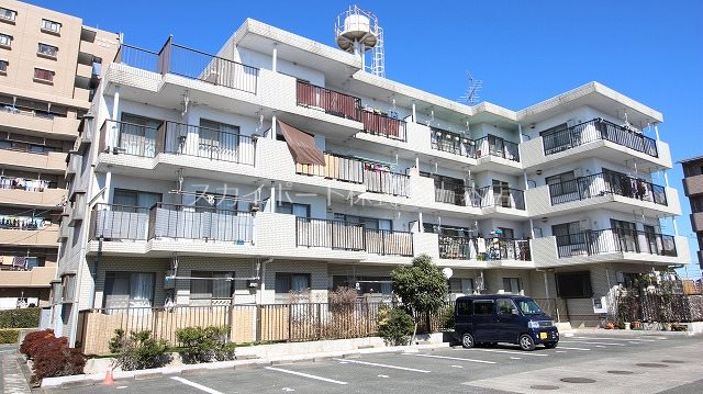 カゼエルBIG D-3号室 外観