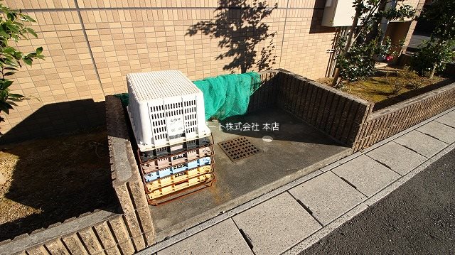 アールウィステリア その他8