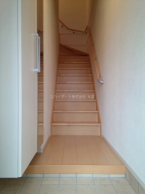 シャンプラトーⅠ 玄関