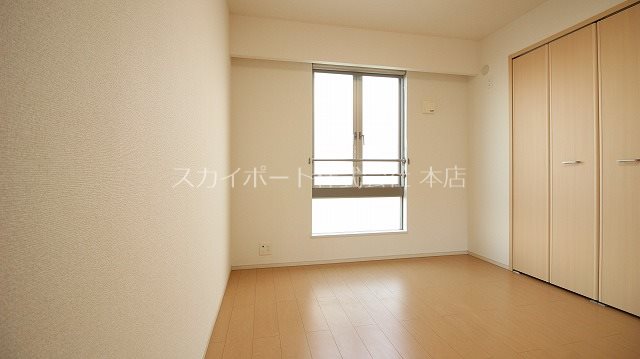 リバーサイドガーデン ベッドルーム