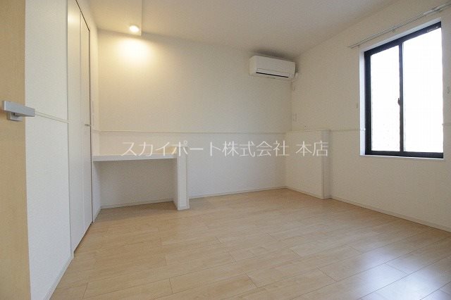 アンソレイエⅤ ベッドルーム