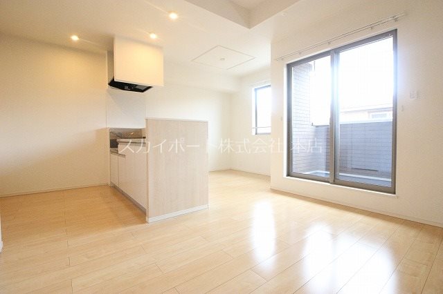 ブライトガーデン葵Ⅱ リビング