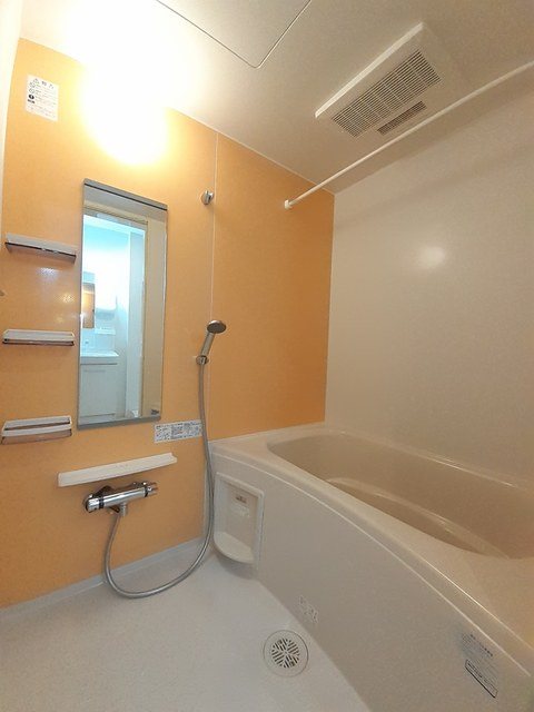 サン・ルーチェⅣ 風呂画像