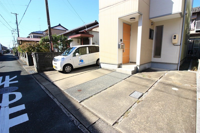 葵西３丁目貸家 B 駐車場