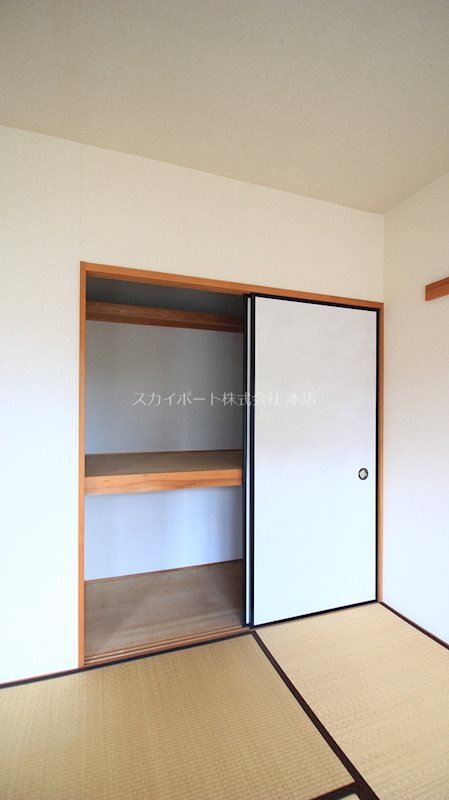 グローリー 収納
