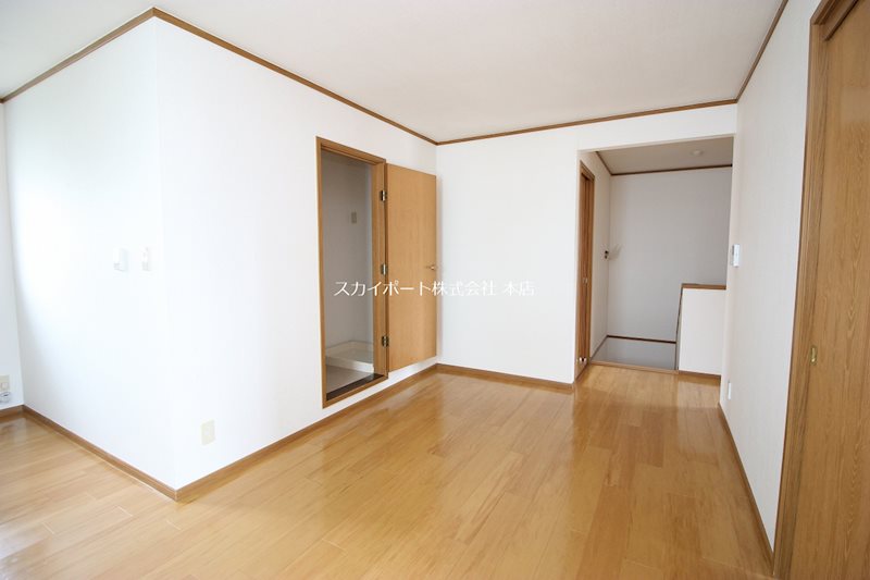 フレッシュヒルズ紅梅谷Ⅲ リビング