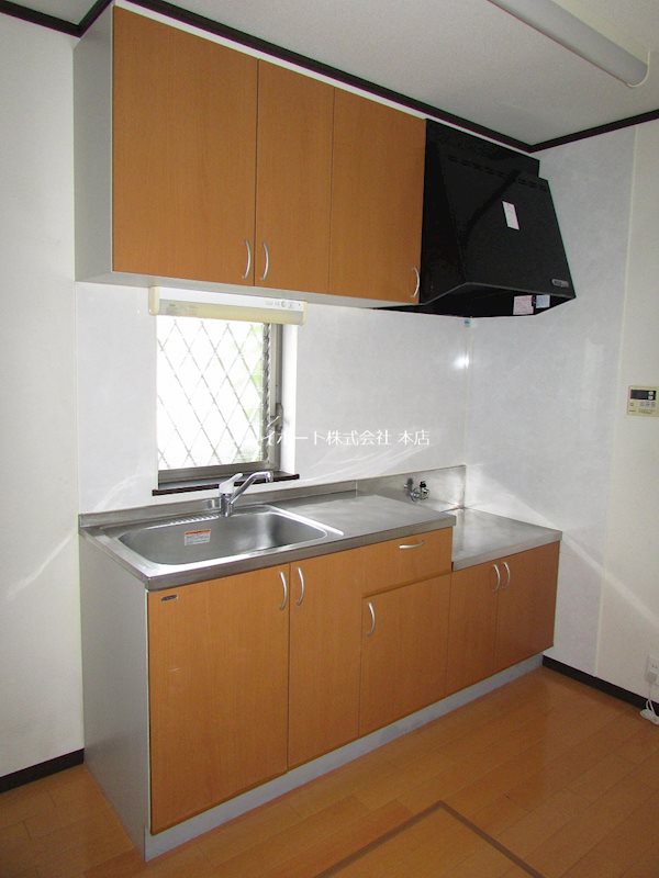 内野台4丁目テラスハウス キッチン