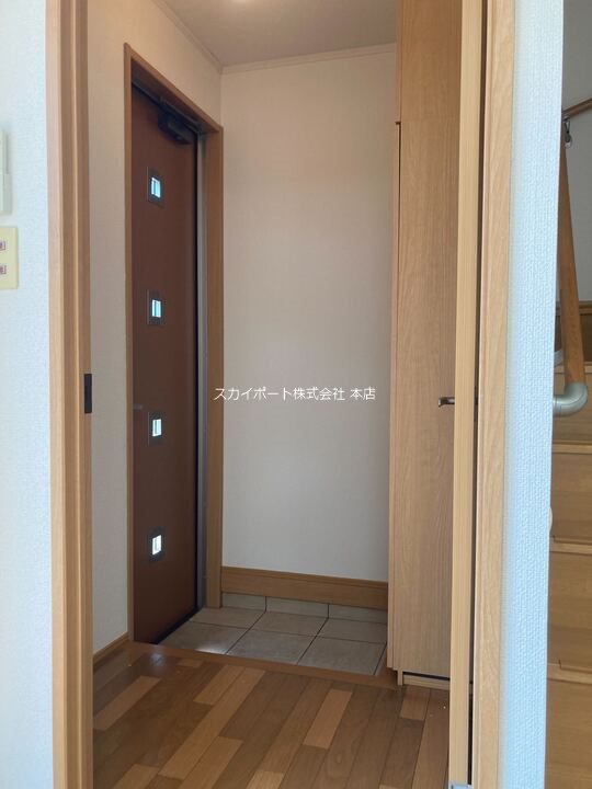 オリエント 玄関