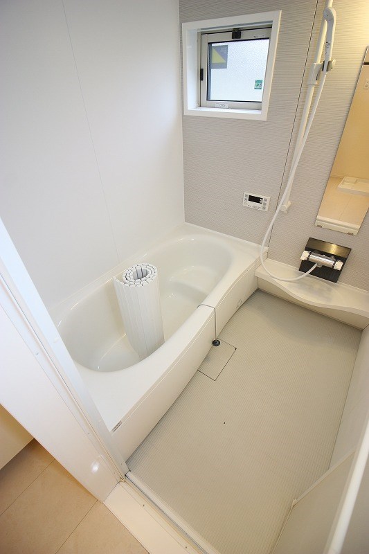 初生西貸家 風呂画像