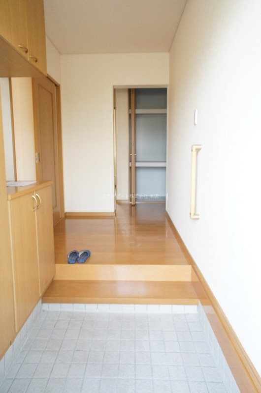 高丘北1丁目41-31戸建 玄関