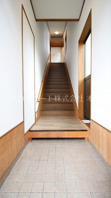 遠山様貸家 玄関