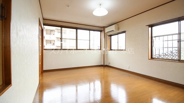 遠山様貸家 ベッドルーム