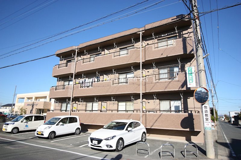 アバンダント初生 302号室 外観