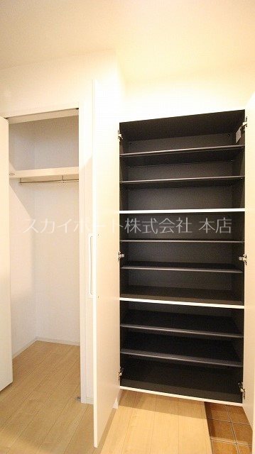 ウェストファイブ その他9