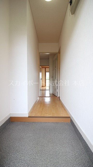 グレイス葵 玄関