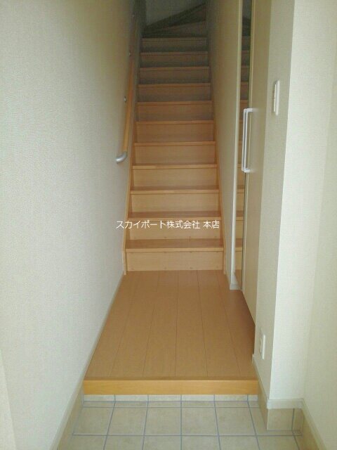 ヴィタ・ノーヴァ 玄関