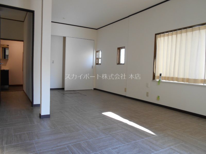 和合北２丁目貸家 リビング