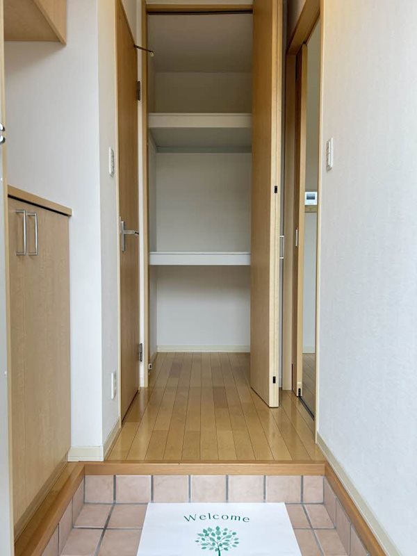 シャーメゾン大西 玄関