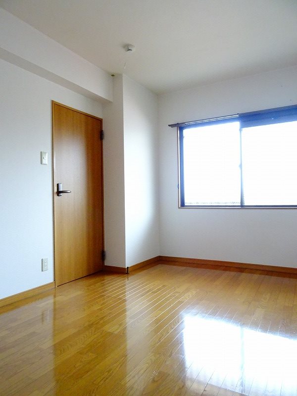 マイルドハイツ ベッドルーム