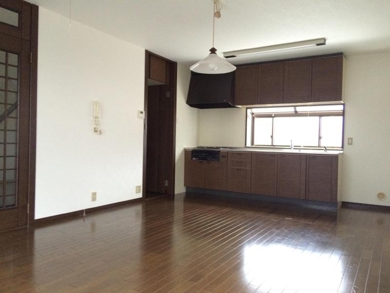 豊岡町一戸建 リビング
