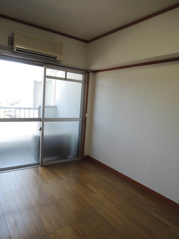 池田ビル ベッドルーム