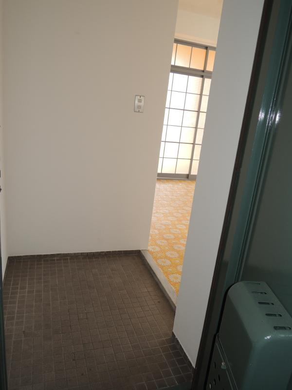 堀ビル 玄関