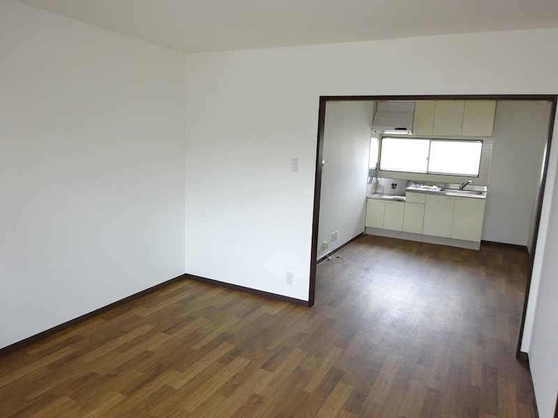 サンビルト山内 リビング