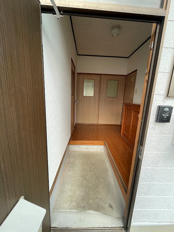 ISHIHARA正円寺貸家 玄関