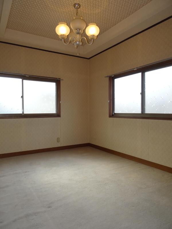 和泉南５丁目福上一戸建 リビング