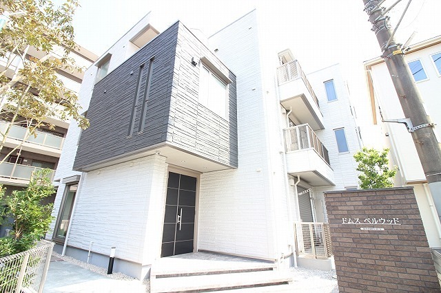 アメニティー厚木市旭町新築マン 105号室 外観