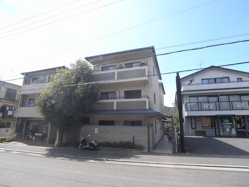 アブレスト岩倉 外観