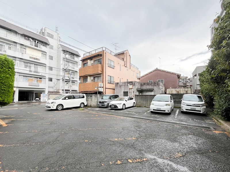 洛北館 駐車場
