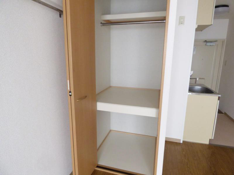 日の出ハイツ 収納