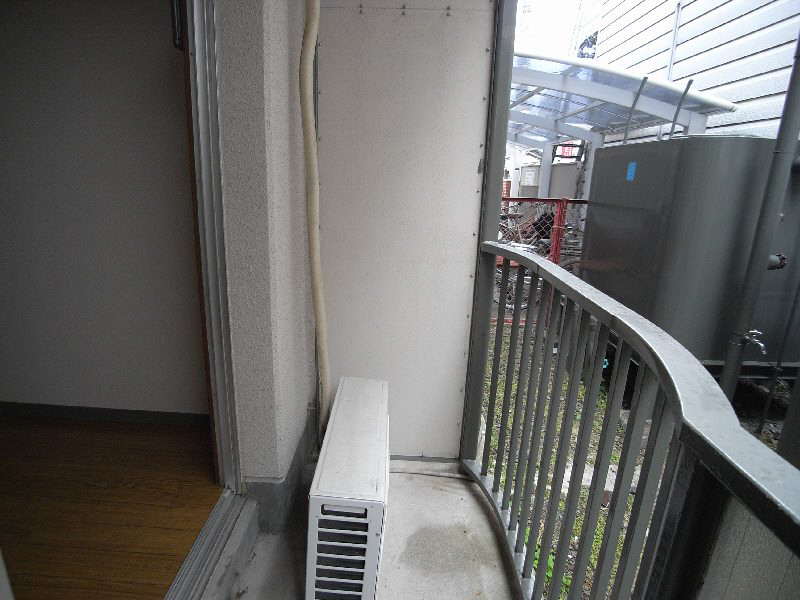 日の出ハイツ ベランダ