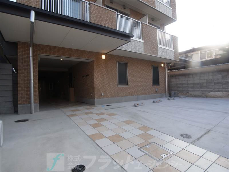 Maison de camellia 駐車場
