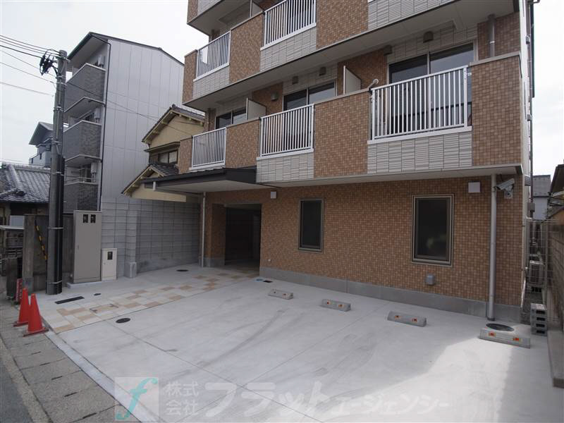 Maison de camellia 駐車場