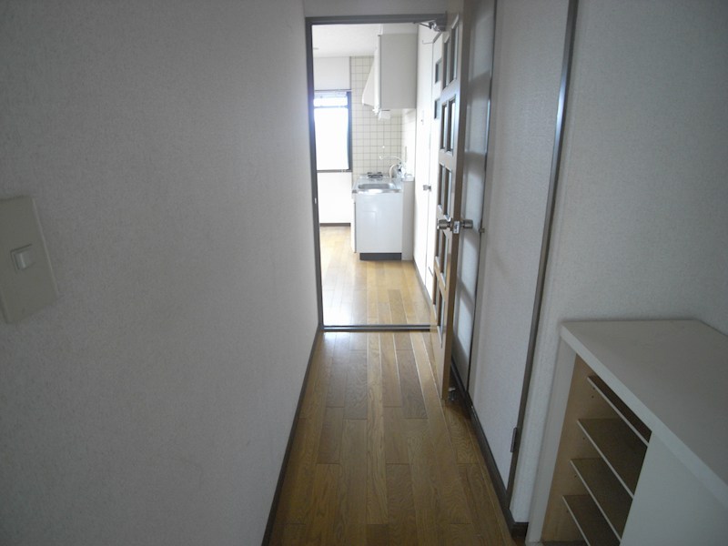 ベルメゾン鴨川 玄関