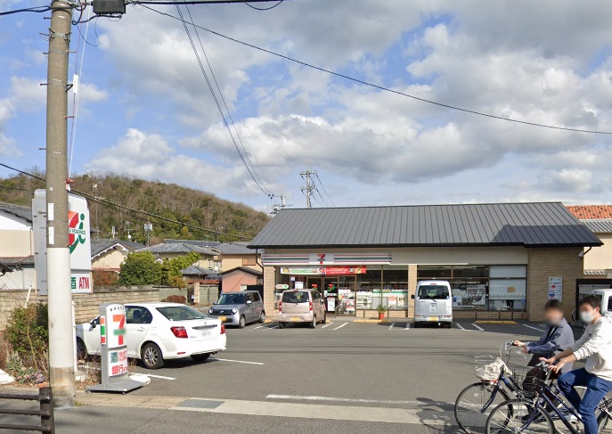 BERG義義 コンビニ