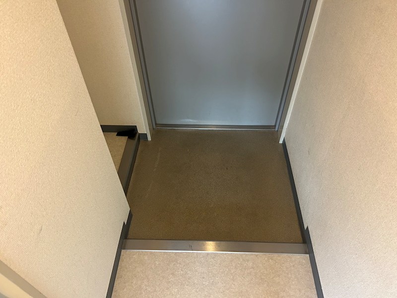 マシモマナ－ 玄関