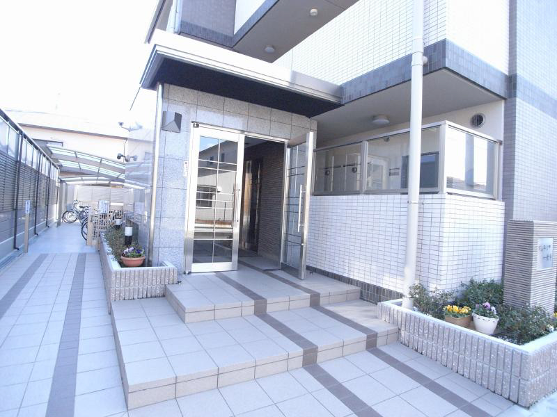 ギャラリア一乗寺 エントランス