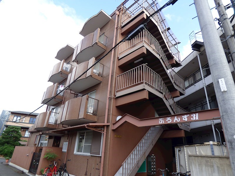 ブロンズ31 外観