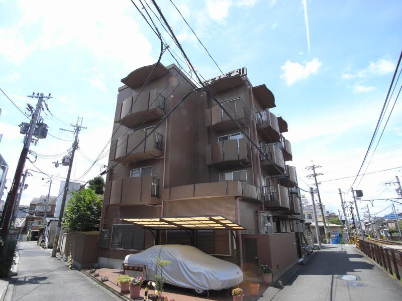 ブロンズ31 外観